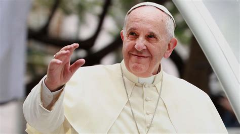 El papa Francisco recibirá el alta hospitalaria este viernes, según el Vaticano